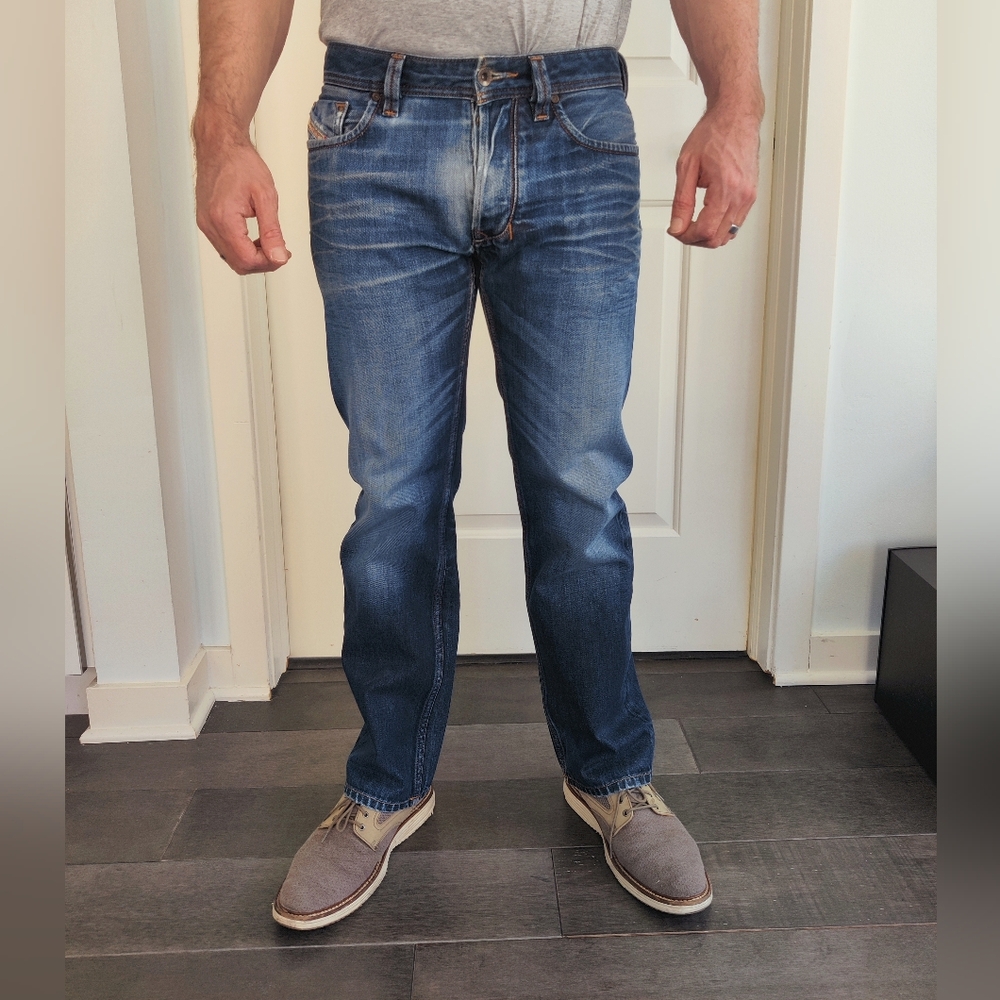 Diesel Larkee Jeans - Picture 14 of 15